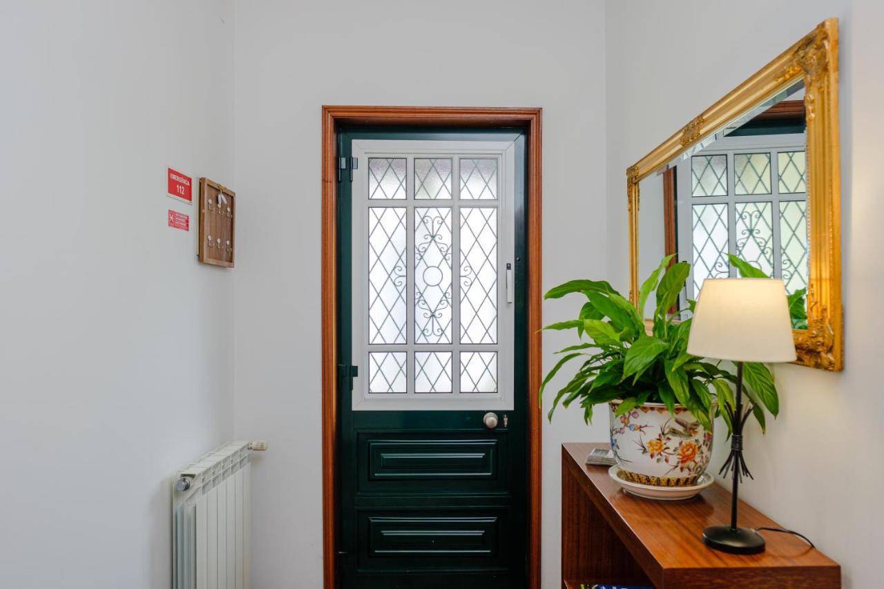 Classico Guesthouse Vila Nova de Gaia Exteriör bild