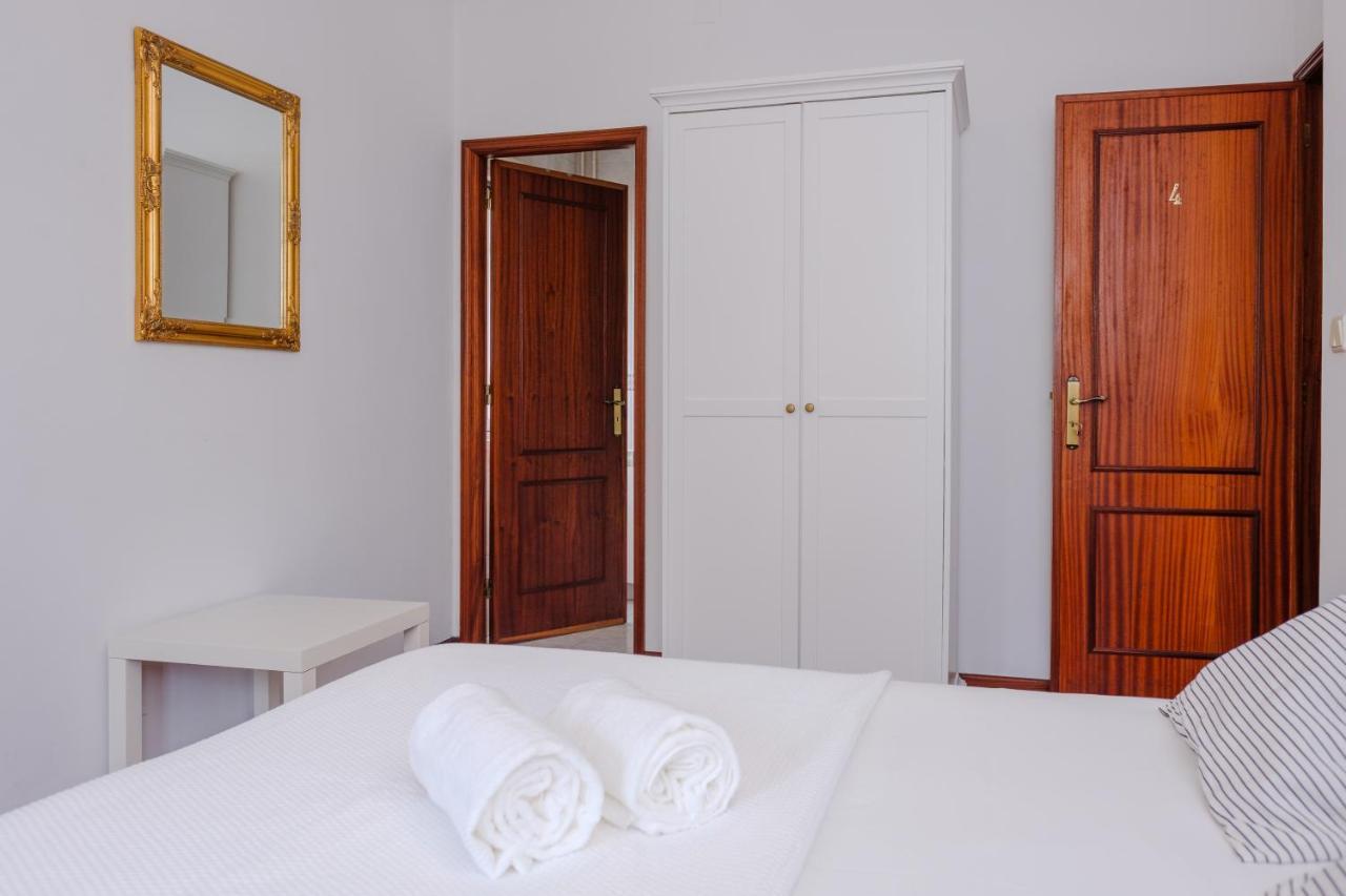 Classico Guesthouse Vila Nova de Gaia Exteriör bild