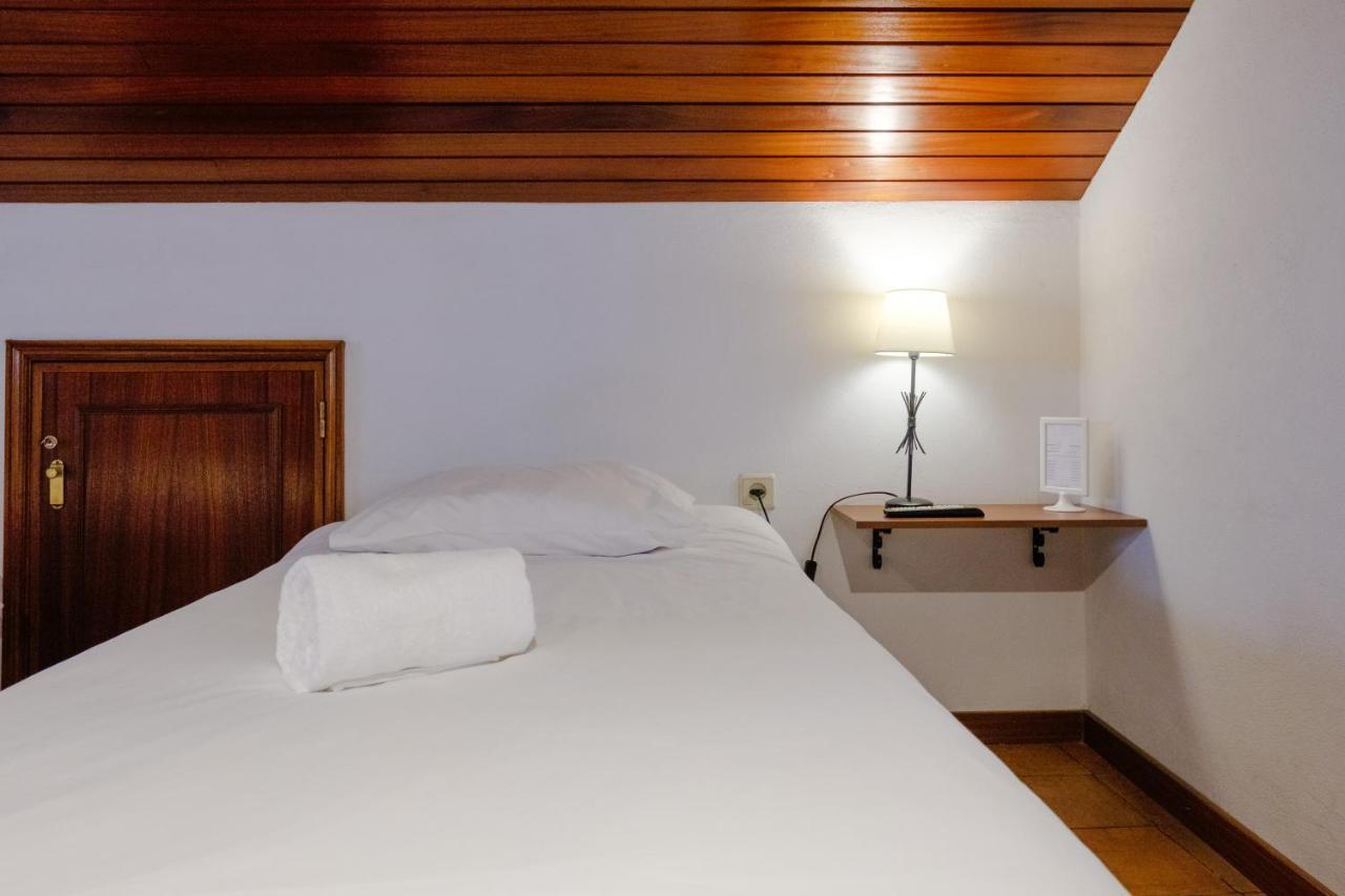 Classico Guesthouse Vila Nova de Gaia Exteriör bild